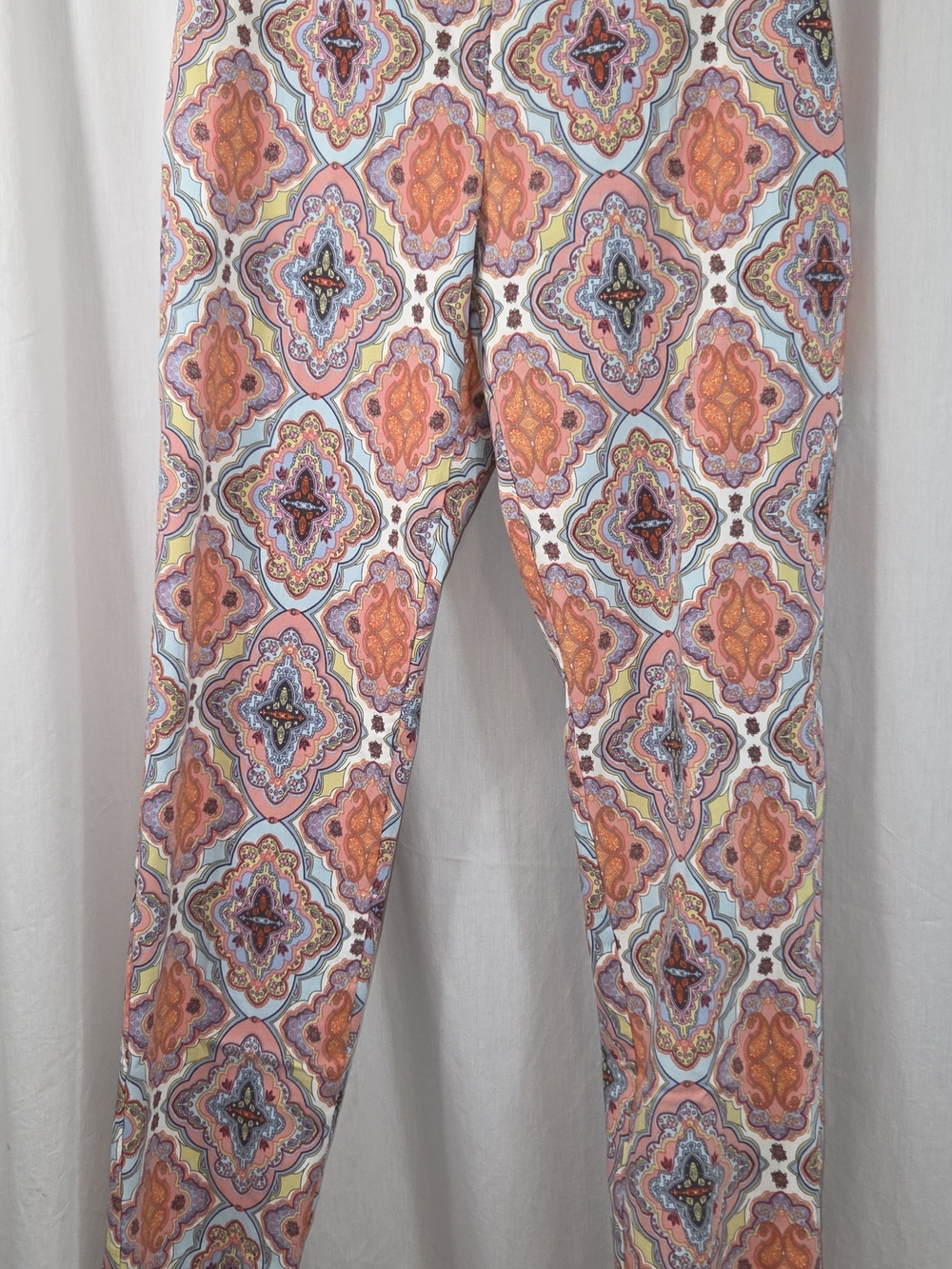 Peck & Peck Paisley Medallion Stretch Ankle Pants Size 10